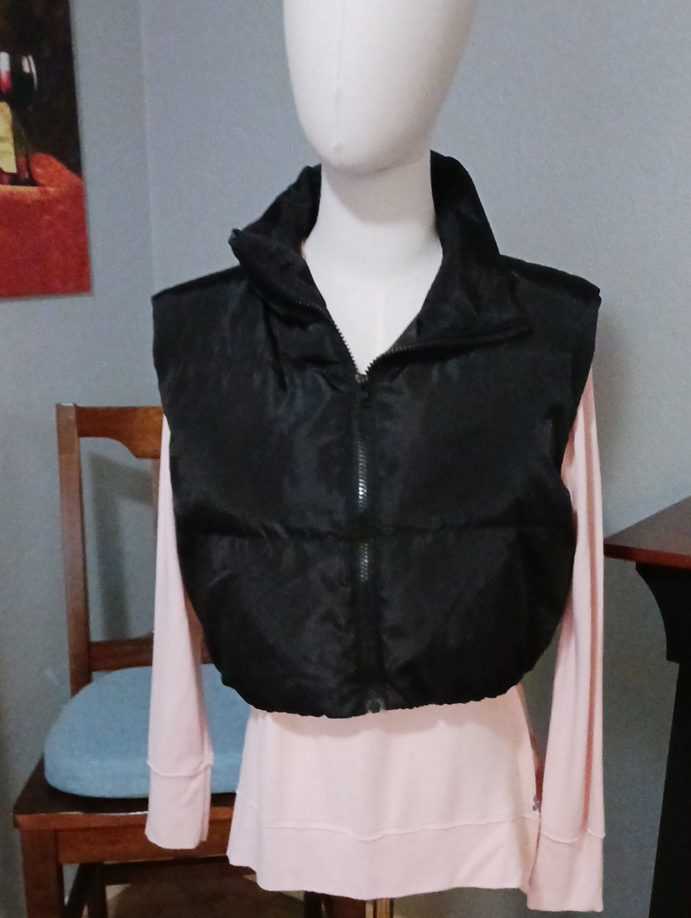 SHEIN Black Cropped Puffer Vest